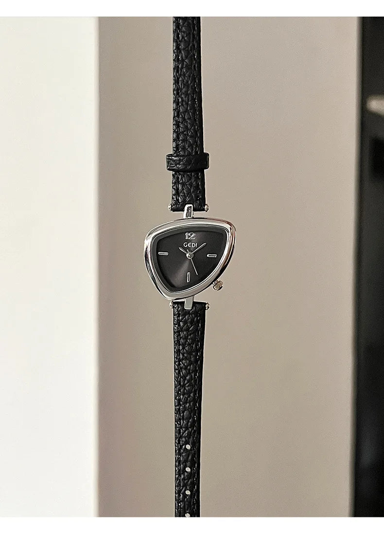 2026New Ladies Watch Versatile Irregular Triangle Dial Design Simple Waterproof High Beauty Women's Fashion Quartz Clock Watches