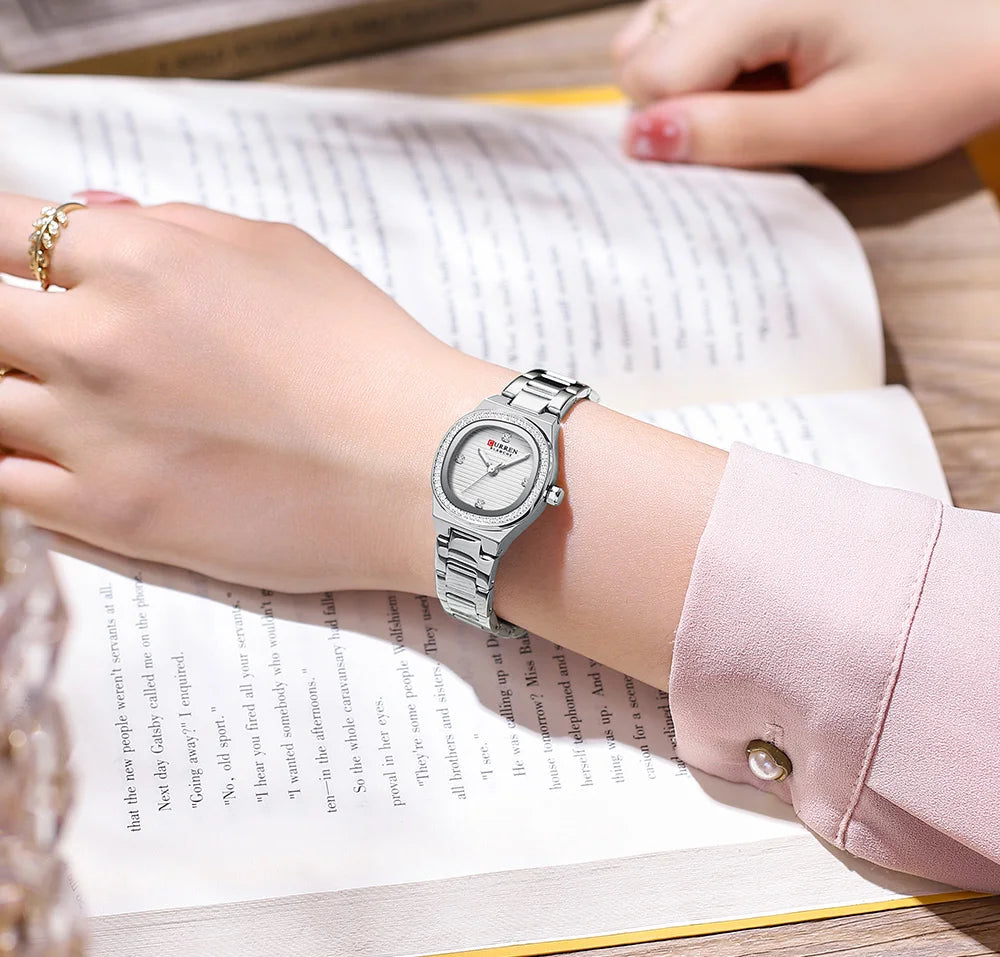 CURREN Fashion Casual Quartz Wristwatches for Women Simple Dress Watch Ladies Stainless Steel Bracelet with Luminous Hands