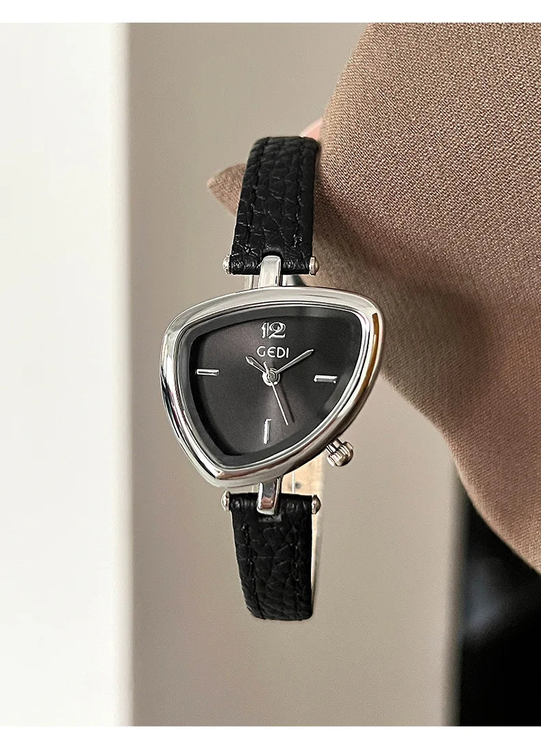 2026New Ladies Watch Versatile Irregular Triangle Dial Design Simple Waterproof High Beauty Women's Fashion Quartz Clock Watches