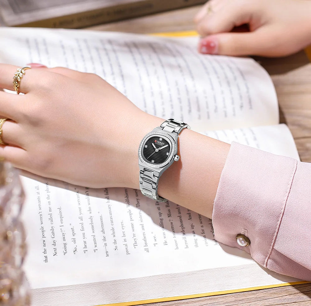 CURREN Fashion Casual Quartz Wristwatches for Women Simple Dress Watch Ladies Stainless Steel Bracelet with Luminous Hands