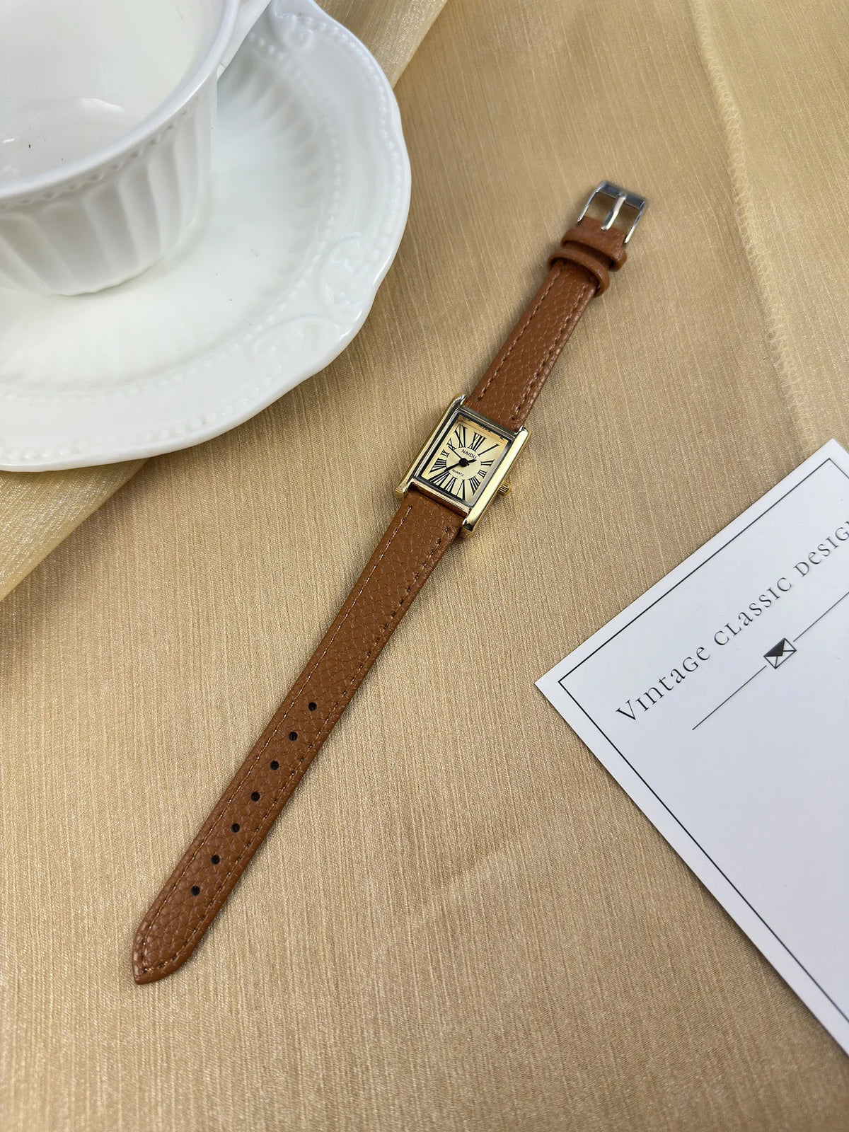 Fashion Brand Roman Dial Women Quartz Watch Simple Leather Strap Wristwatches Girl Gifts Ladies Watches Reloj Mujer Dropshipping