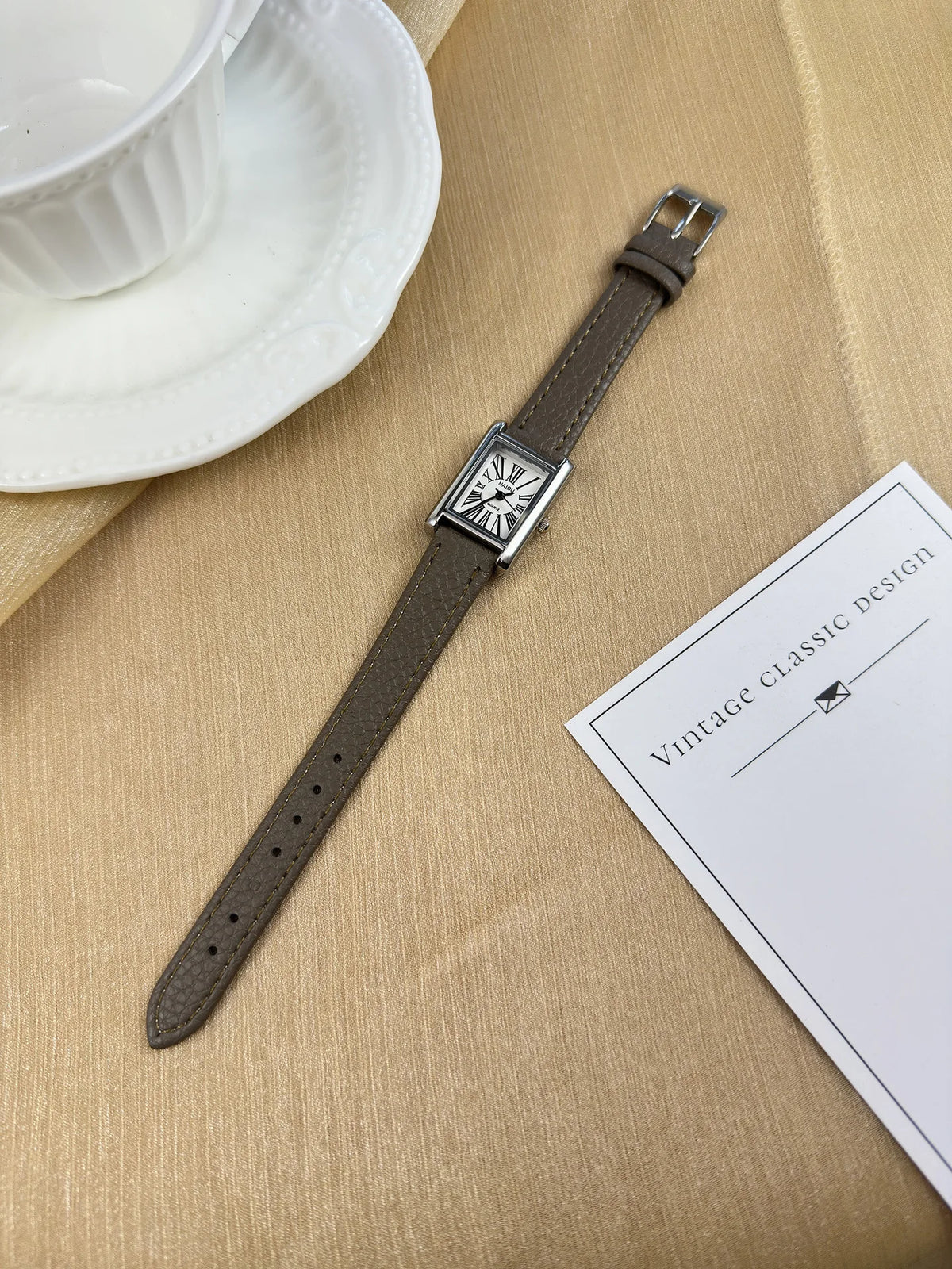 Fashion Brand Roman Dial Women Quartz Watch Simple Leather Strap Wristwatches Girl Gifts Ladies Watches Reloj Mujer Dropshipping