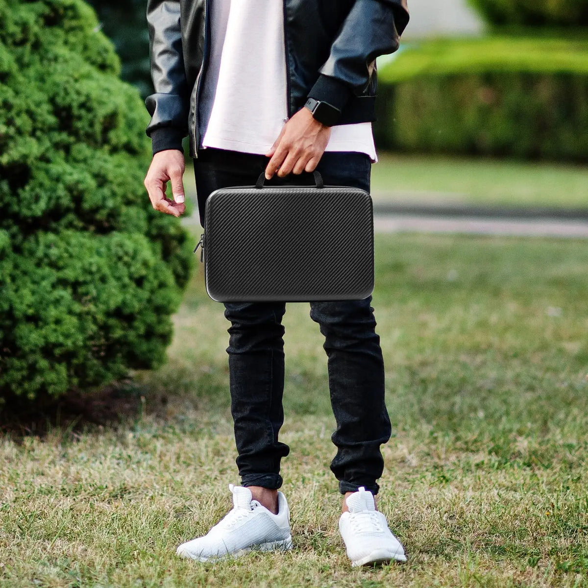 A Sturdy Watch Storage Box Designed for 8 Watches, Suitable for Smartwatches,watch storage organizer,hardshell watch travel case