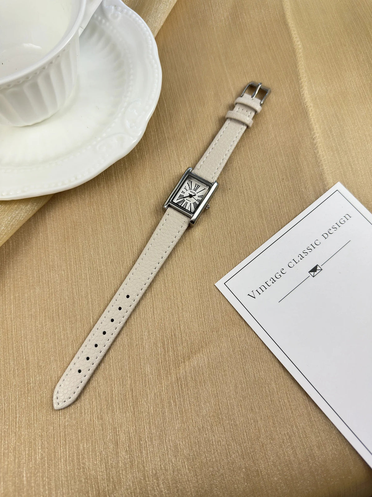Fashion Brand Roman Dial Women Quartz Watch Simple Leather Strap Wristwatches Girl Gifts Ladies Watches Reloj Mujer Dropshipping