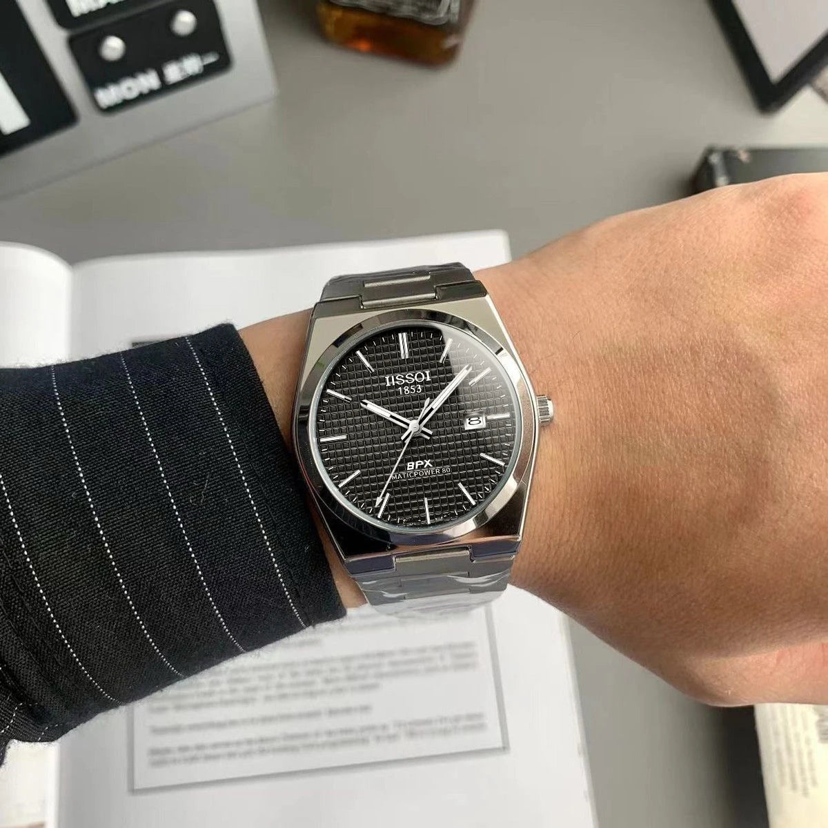 High-Quality Men's Quartz Watch, Luxury Business Style, Stainless Steel Strap, Mesh Dial, Date Function, Waterproof, Casual Daily Watch, Casual Business Wristwatch, Suitable for Daily Office and Party Use