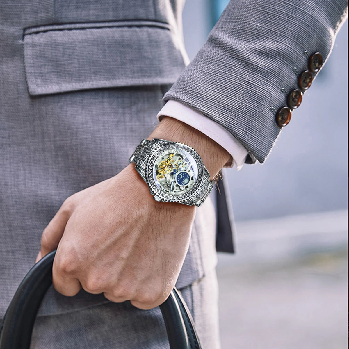 Forsining Luxury Gold Skeleton Mechanical Watches Moon Phase Retro Engraved Luminous Tourbillon Automatic Mens Watch Steel Strap