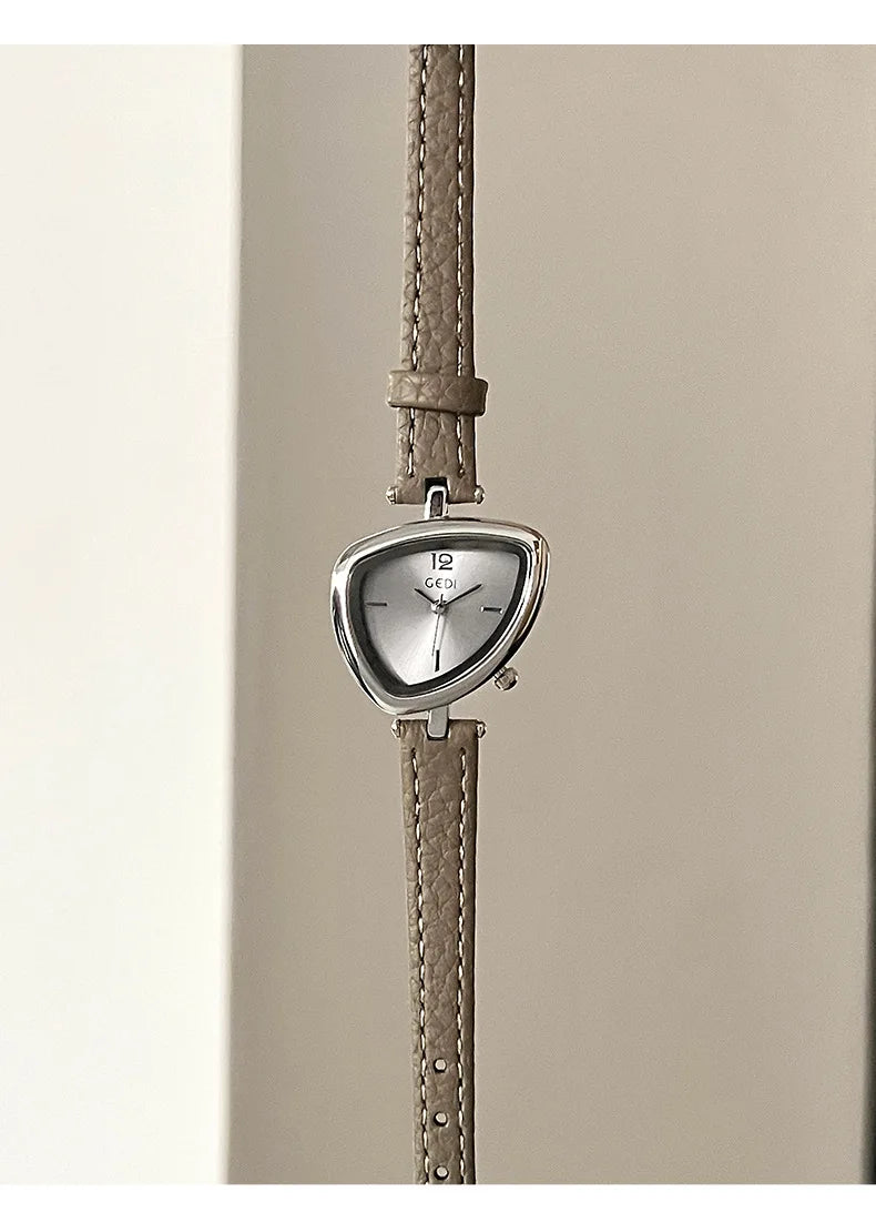 2026New Ladies Watch Versatile Irregular Triangle Dial Design Simple Waterproof High Beauty Women's Fashion Quartz Clock Watches